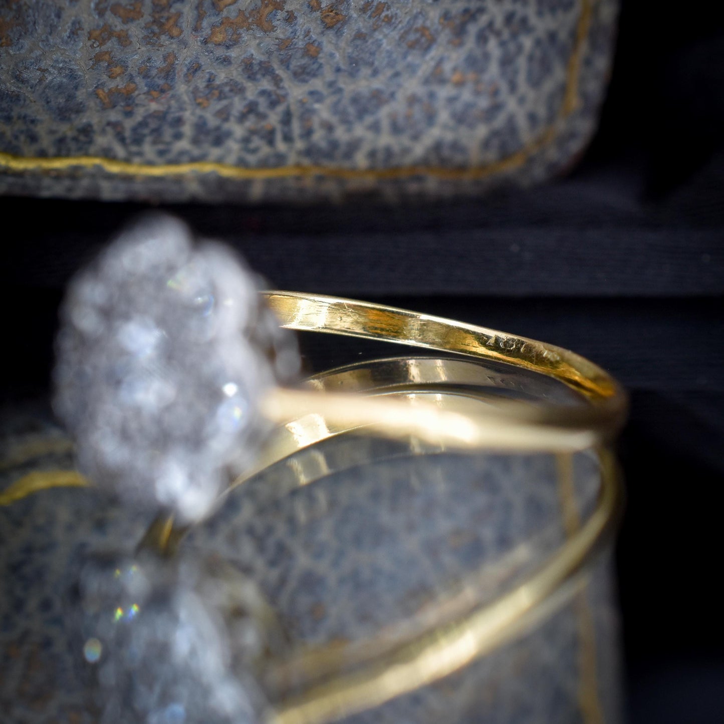 Antique Diamond Cluster Daisy 18ct Yellow Gold Ring