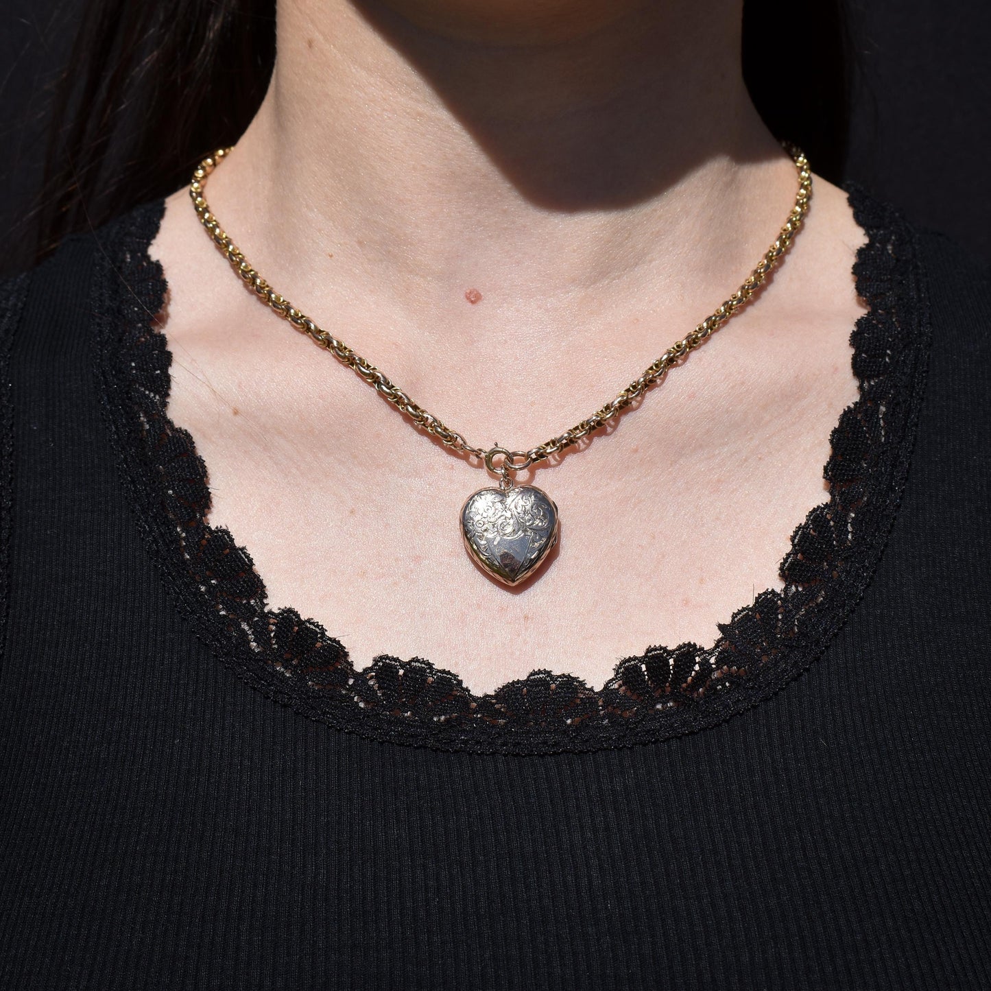 Antique 9ct Gold Engraved Floral Heart Locket Pendant