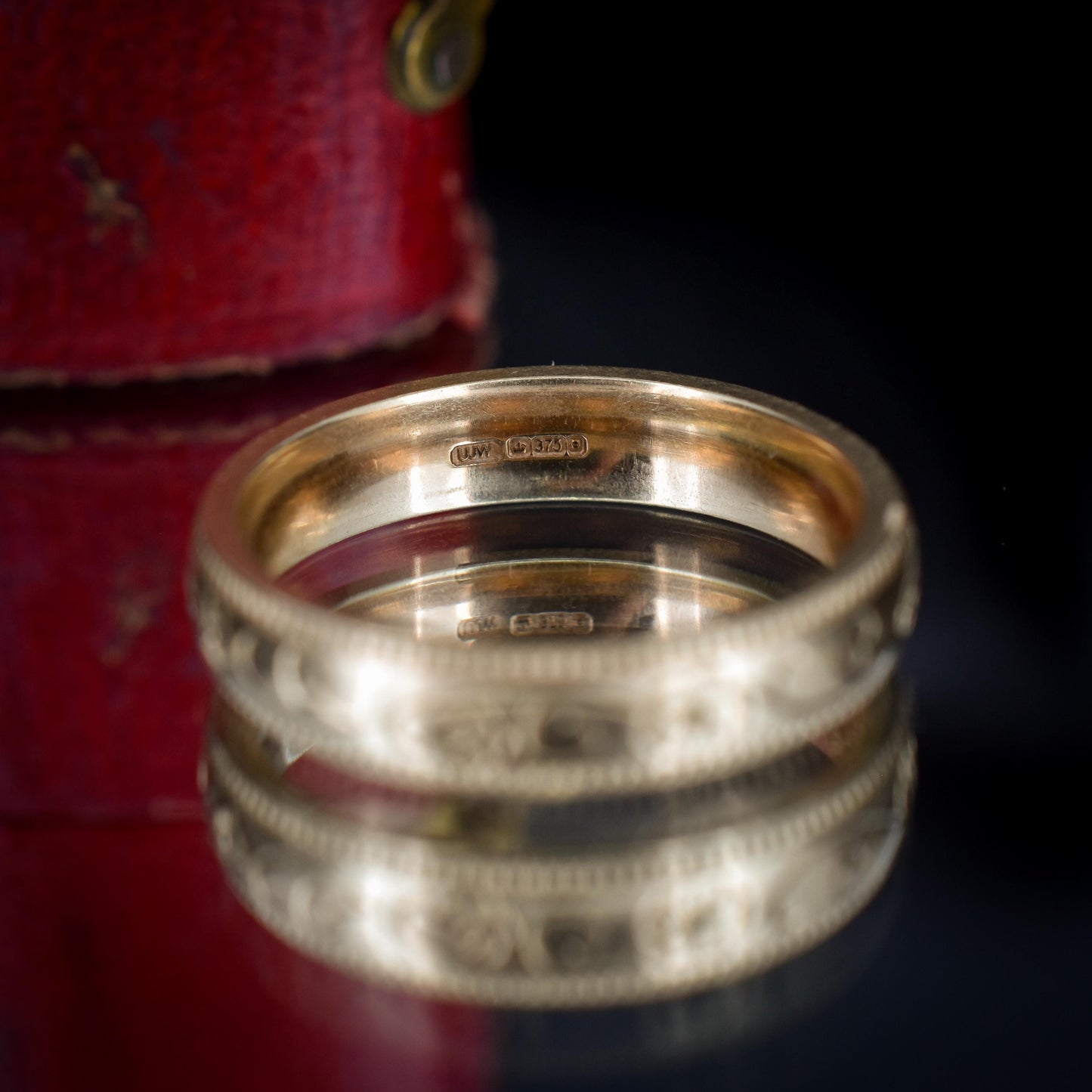 Vintage 9ct Gold Floral Fancy Patterned Wedding Band Ring