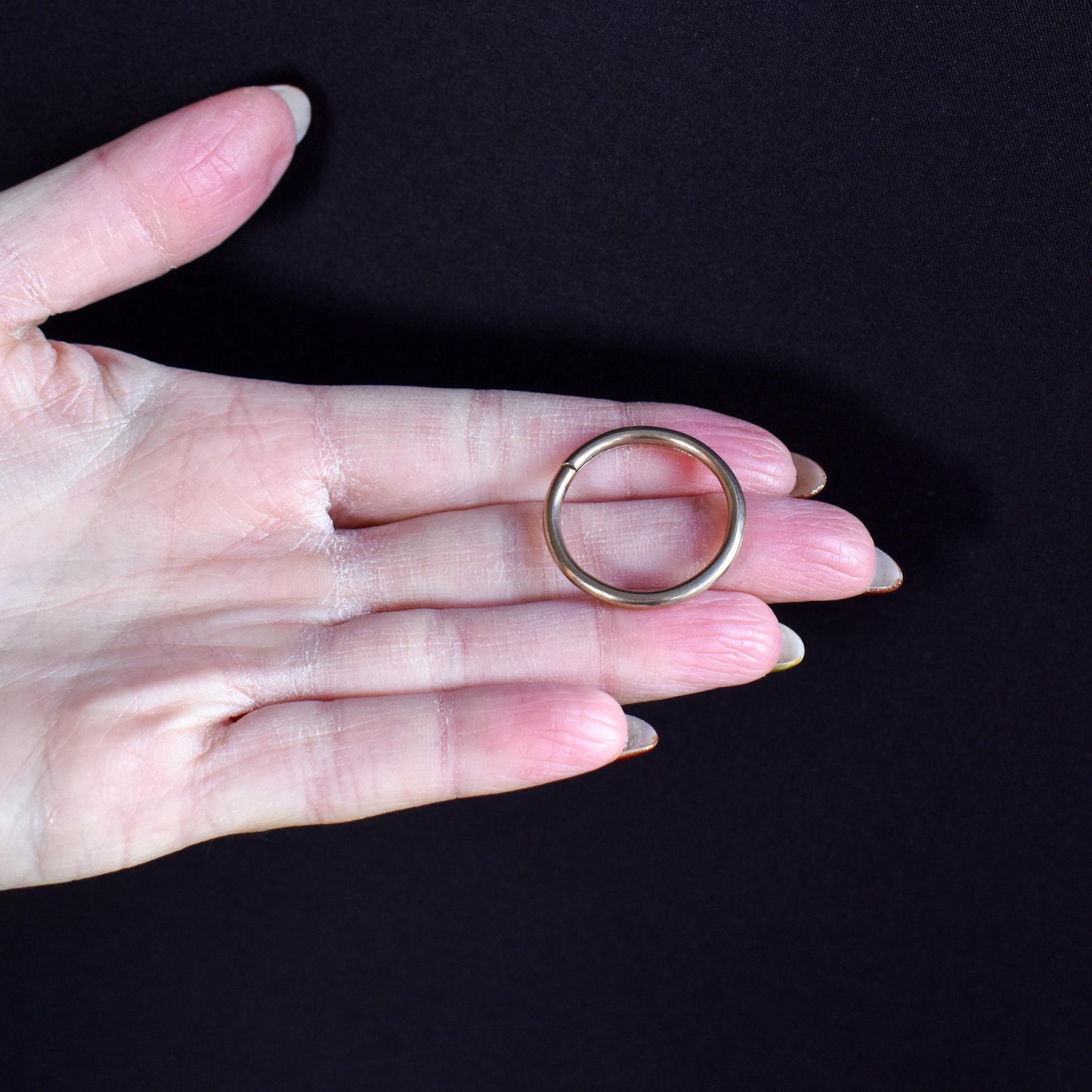 Antique Large 9ct Gold Split Ring, 27mm