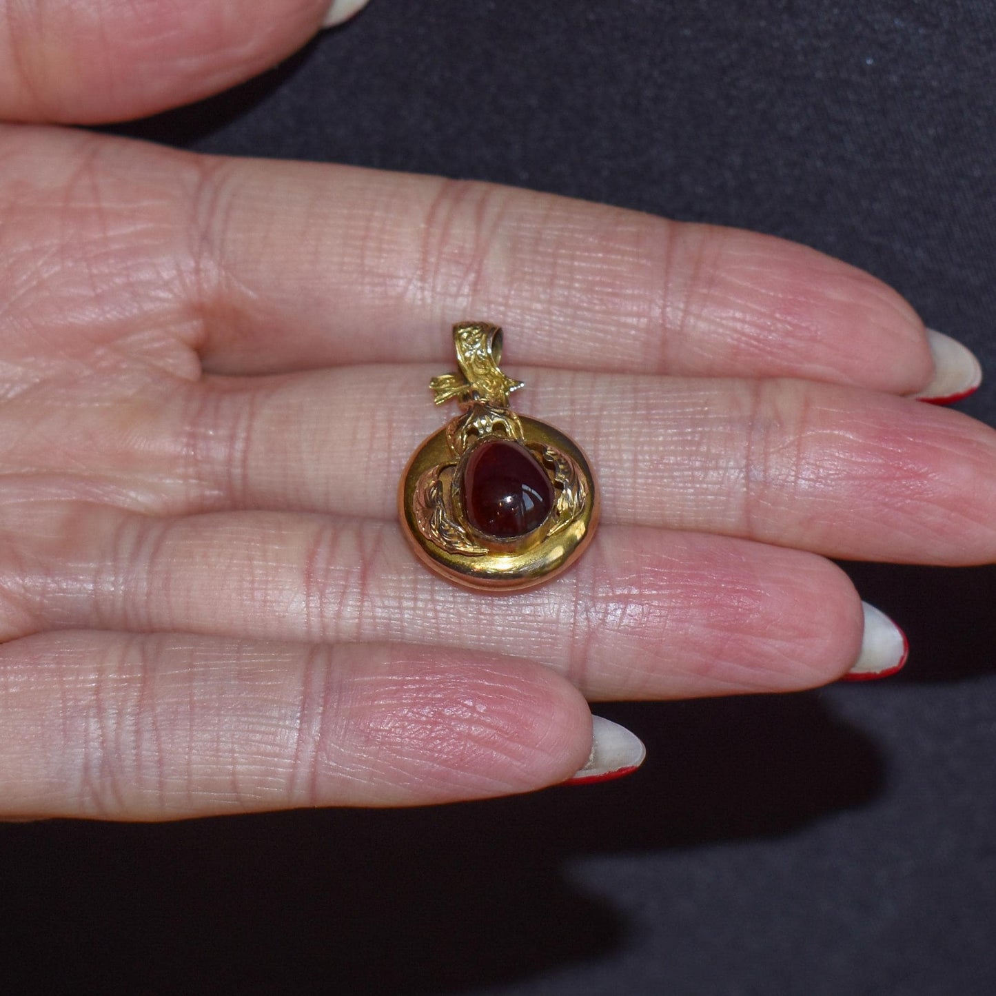 Antique Victorian Cabochon Garnet 11ct Gold Locket Pendant