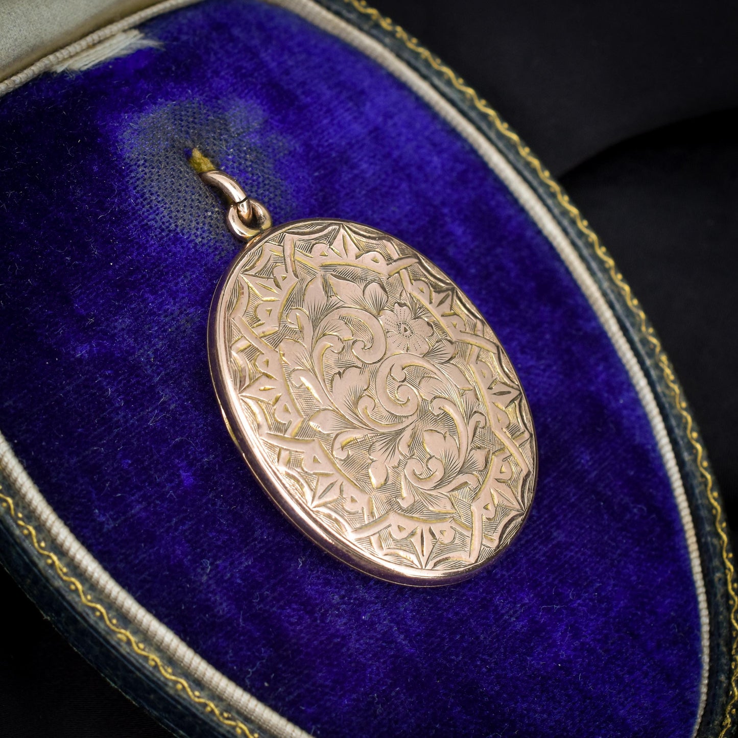 Antique '1910' 9ct Gold Engraved Fancy Oval Locket Pendant