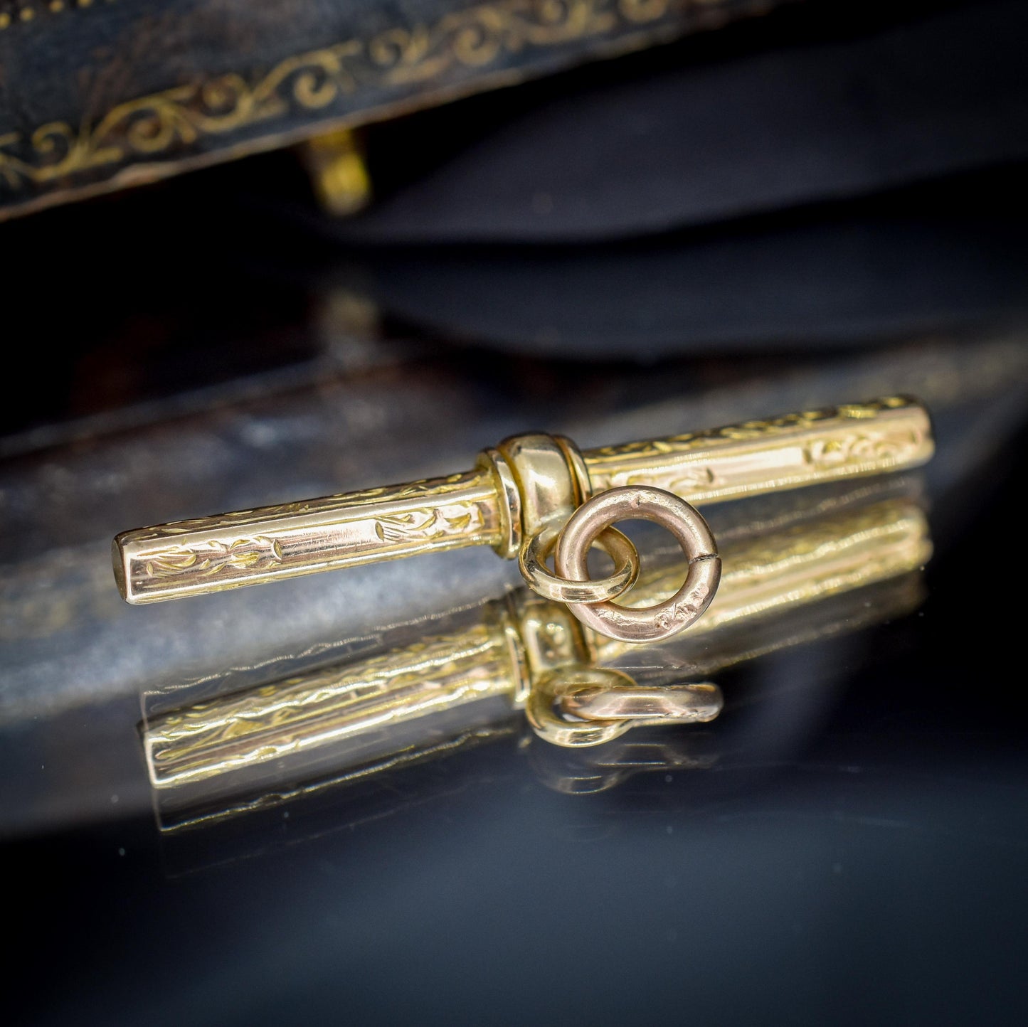 Antique 9ct Gold Engraved Fancy T-Bar Pendant Charm