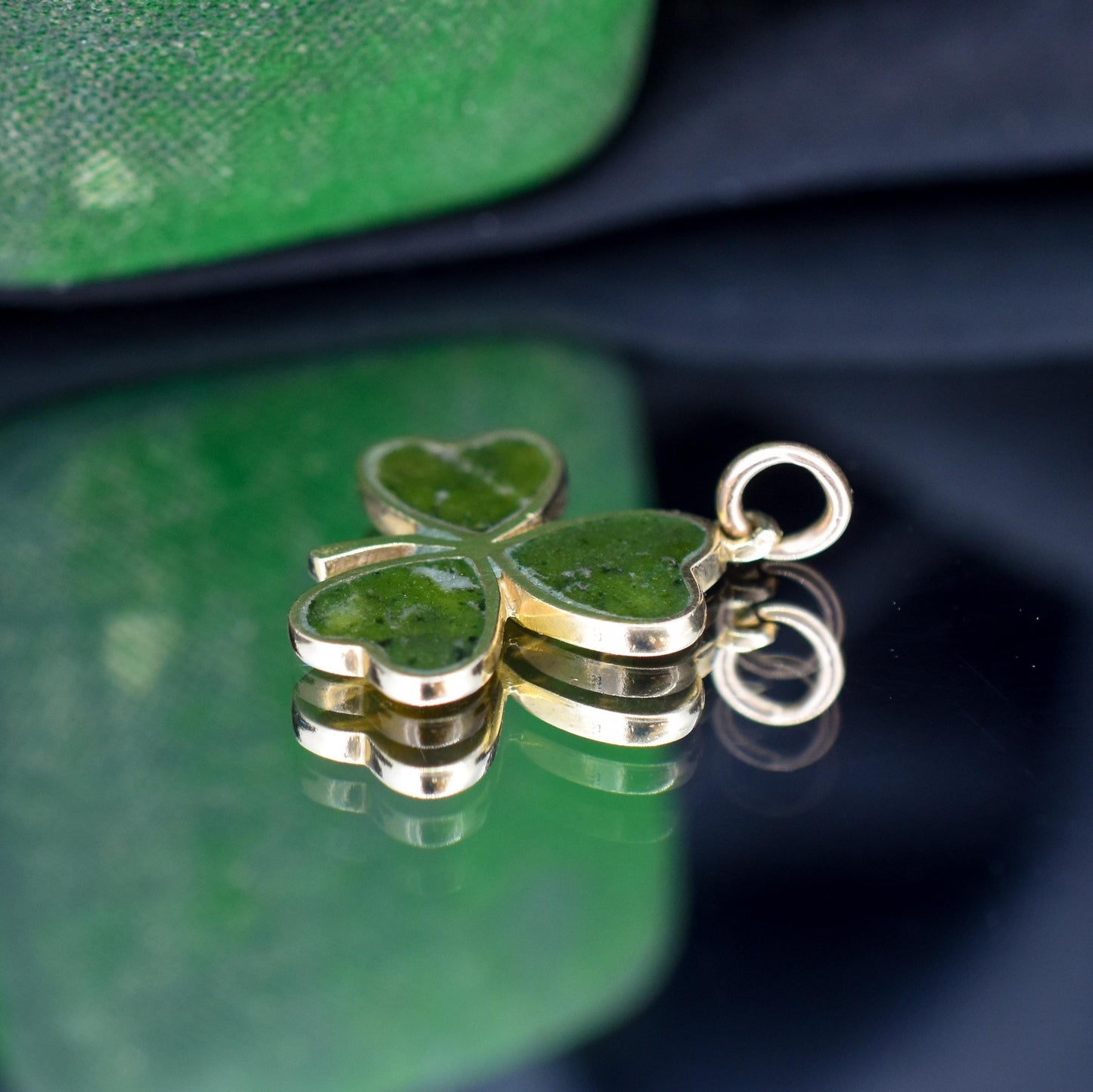 Vintage 9ct Gold Connemara Shamrock Clover Pendant | Dublin 1966