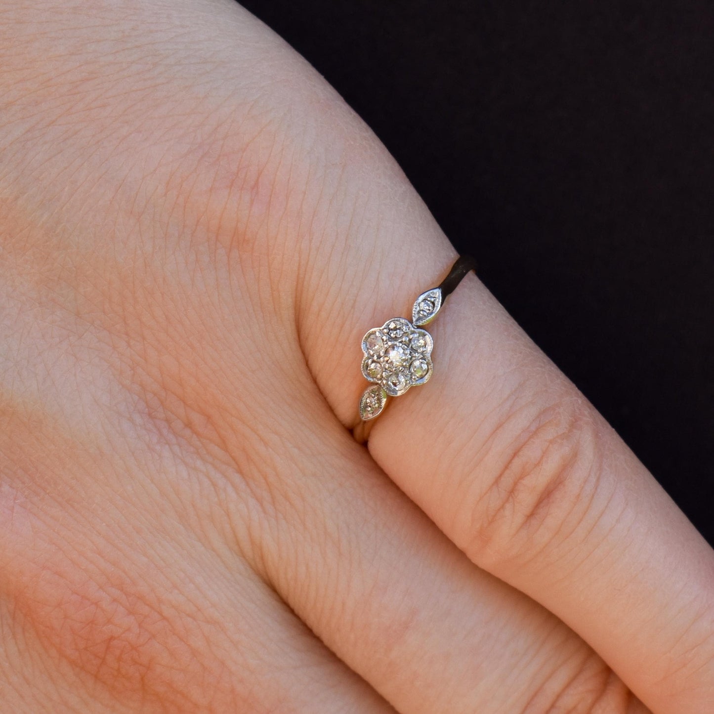 Vintage Diamond Cluster Daisy 18ct Yellow Gold Ring