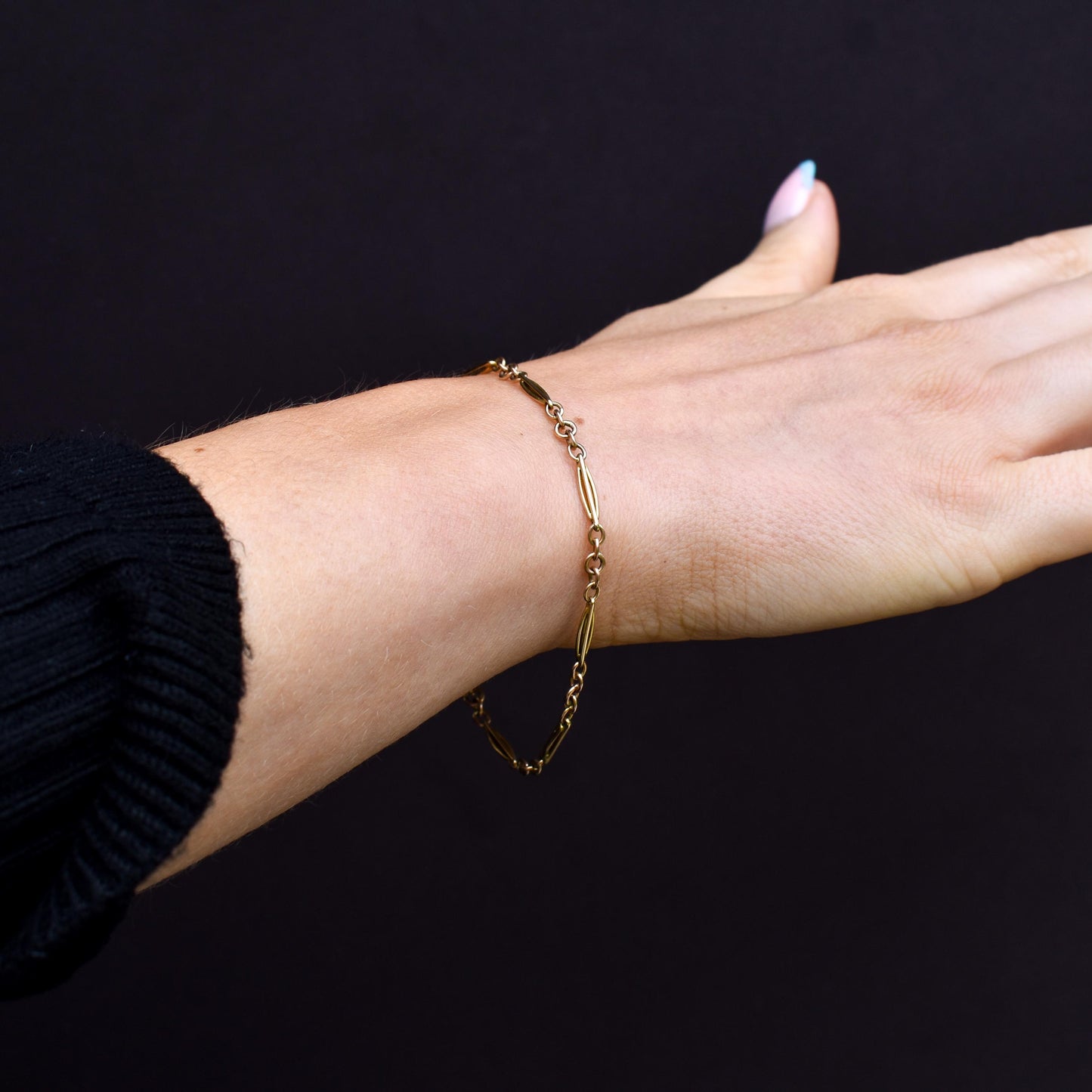 Antique Fancy Link 10ct Gold Bracelet with Bolt Ring | 7.25"