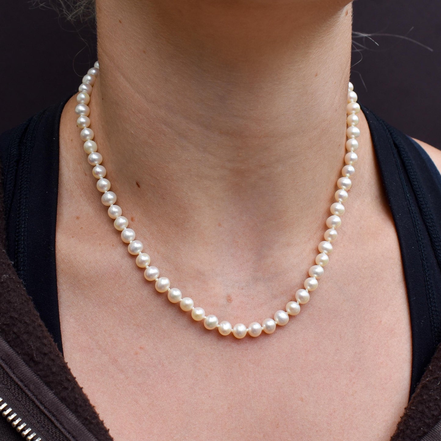 Vintage Graduated Pearl Gold Strand Beaded Necklace | 16.25"