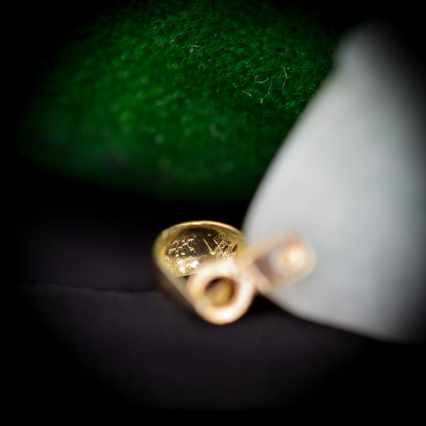 Vintage Green Jade Jadeite Buddha 14ct 14K Yellow Gold Drop Pendant | Chinese