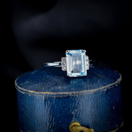 Emerald Cut Aquamarine and Diamond 18ct White Gold Ring | Art Deco Style