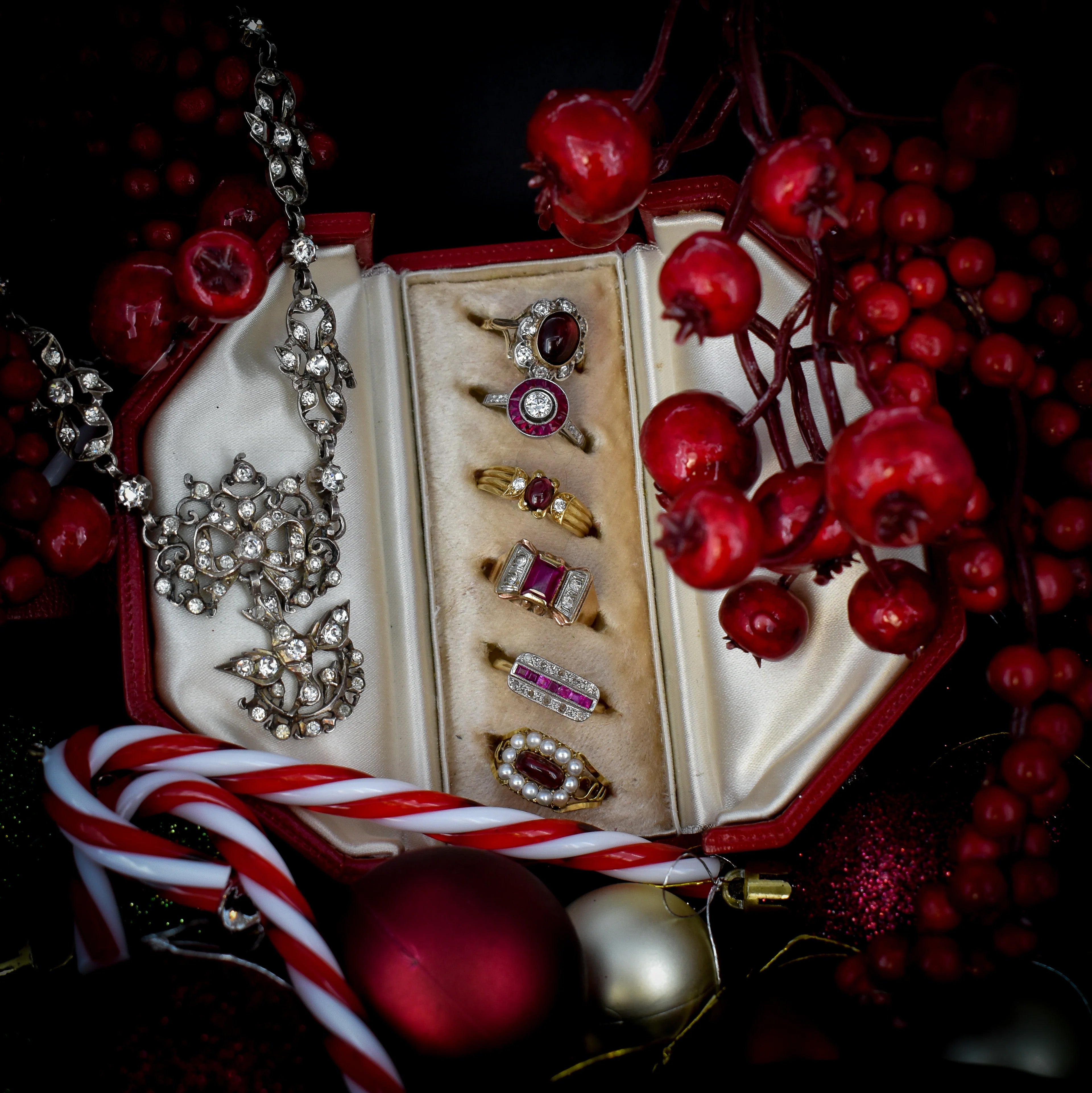 rings surrounded by red