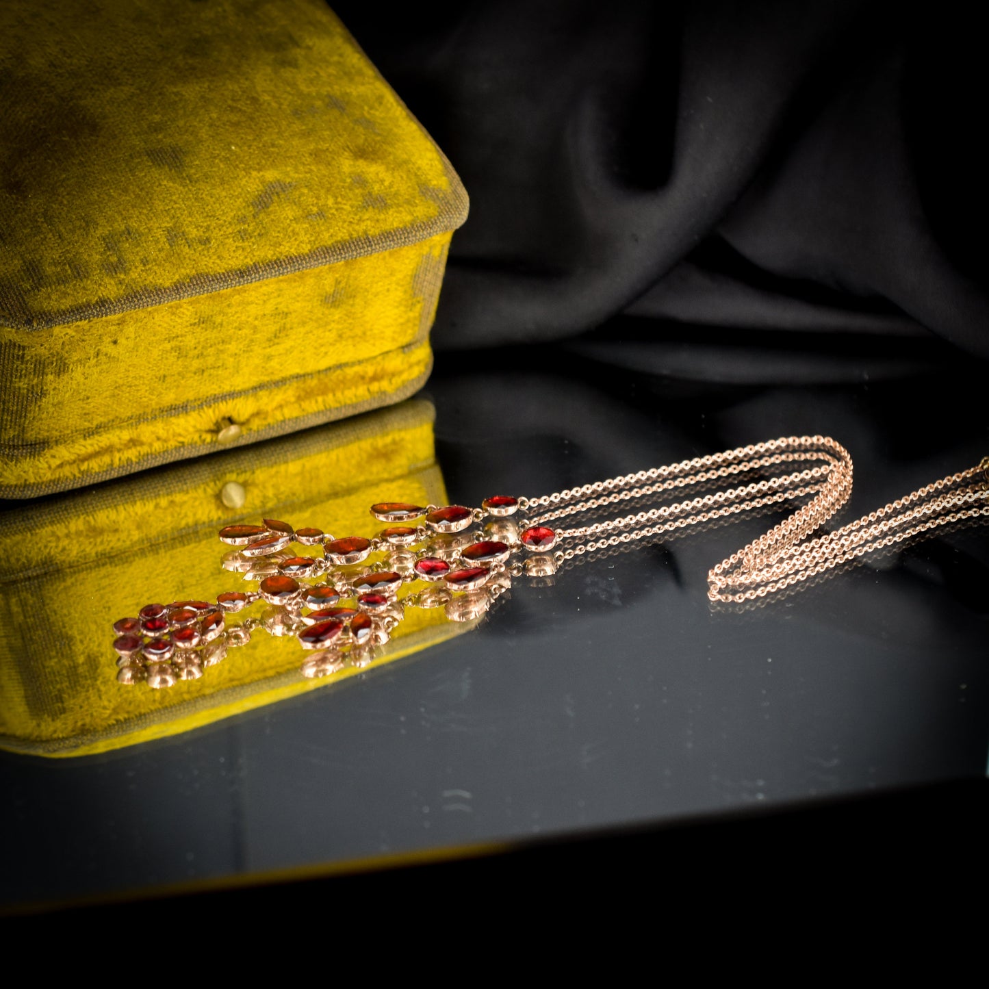 Antique Georgian Flat Cut Garnet Gold Necklace | 17"