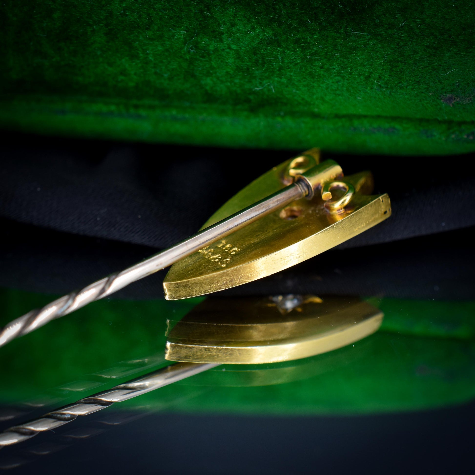 Antique Victorian Old-Cut Diamond 18ct Gold Stick Pin