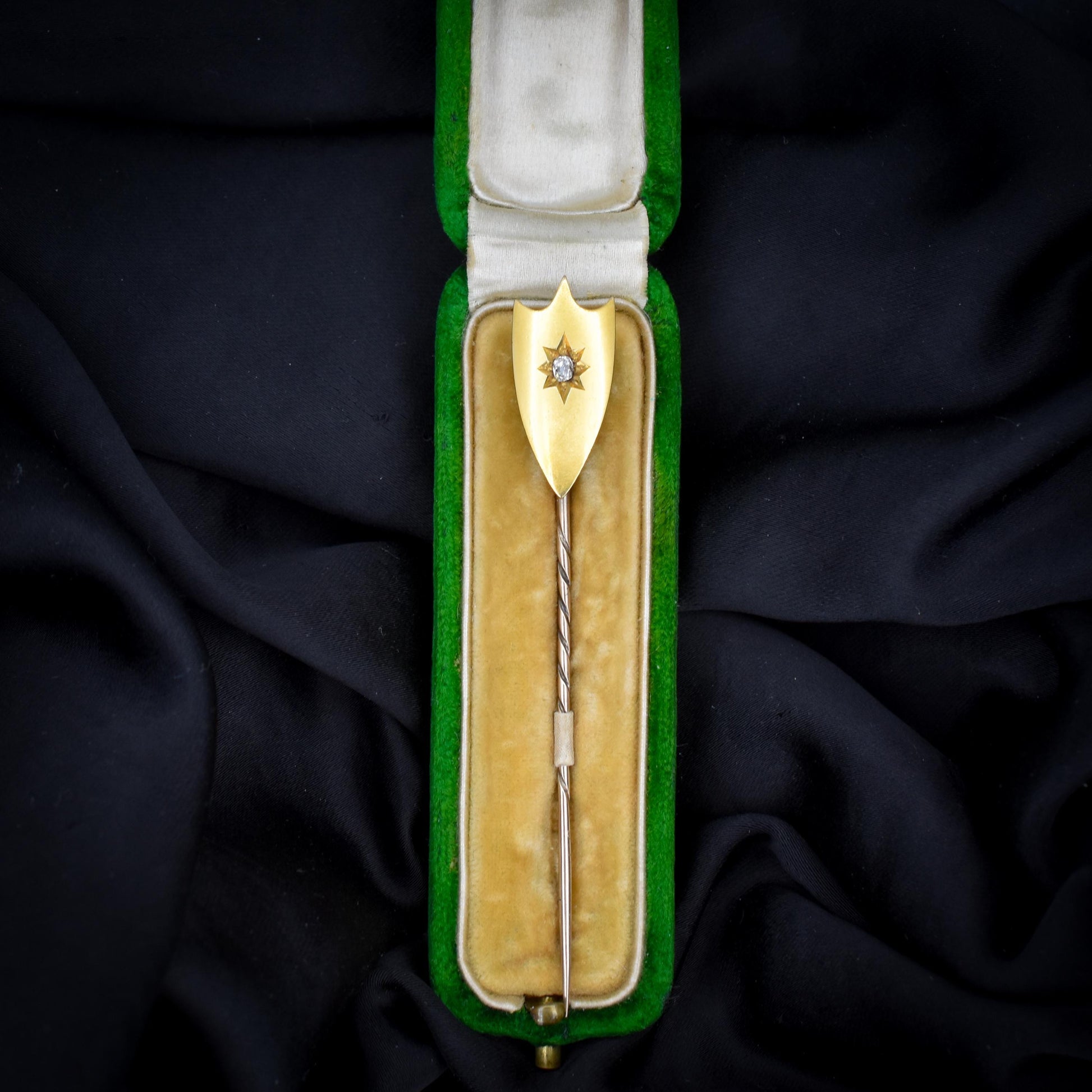 Antique Victorian Old-Cut Diamond 18ct Gold Stick Pin