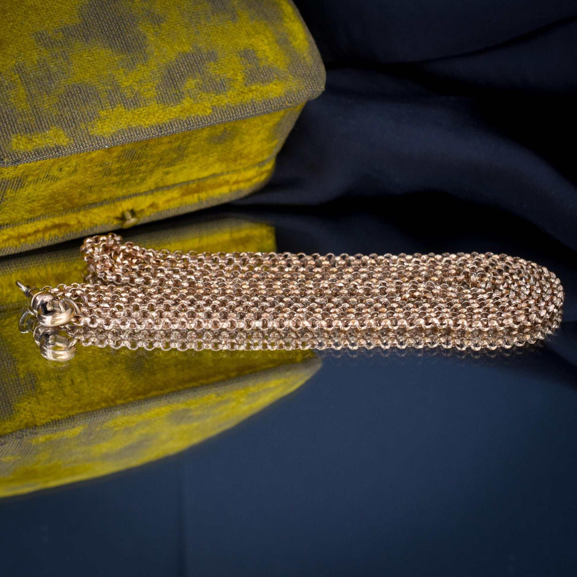 Antique Rolled Gold Faceted Belcher Link Muff Guard Chain Necklace With Dog Clip | 55"