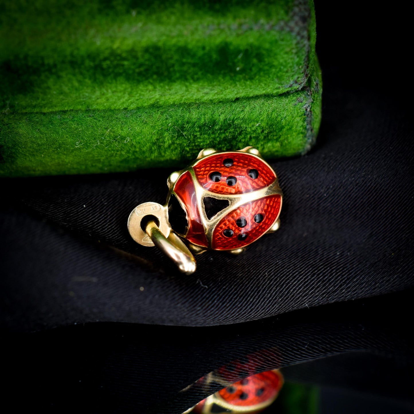 Vintage Italian Ladybug Ladybird Enamel 9ct Gold Charm Pendant