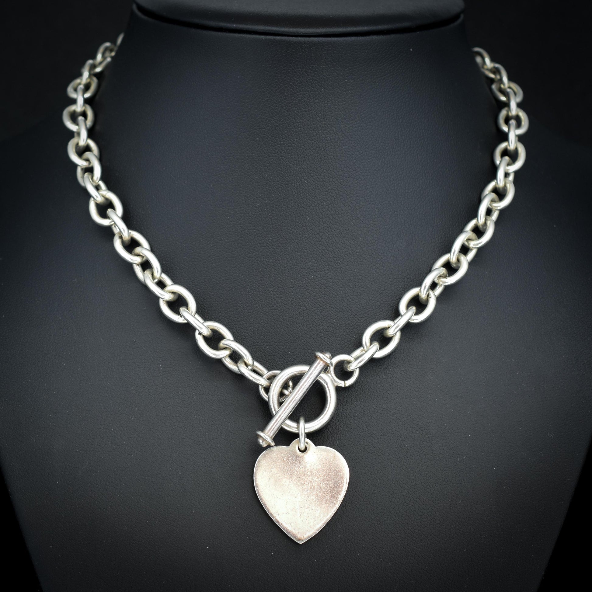 Vintage Silver Oval Cable Link Toggle Heart Chain Necklace 16" Length