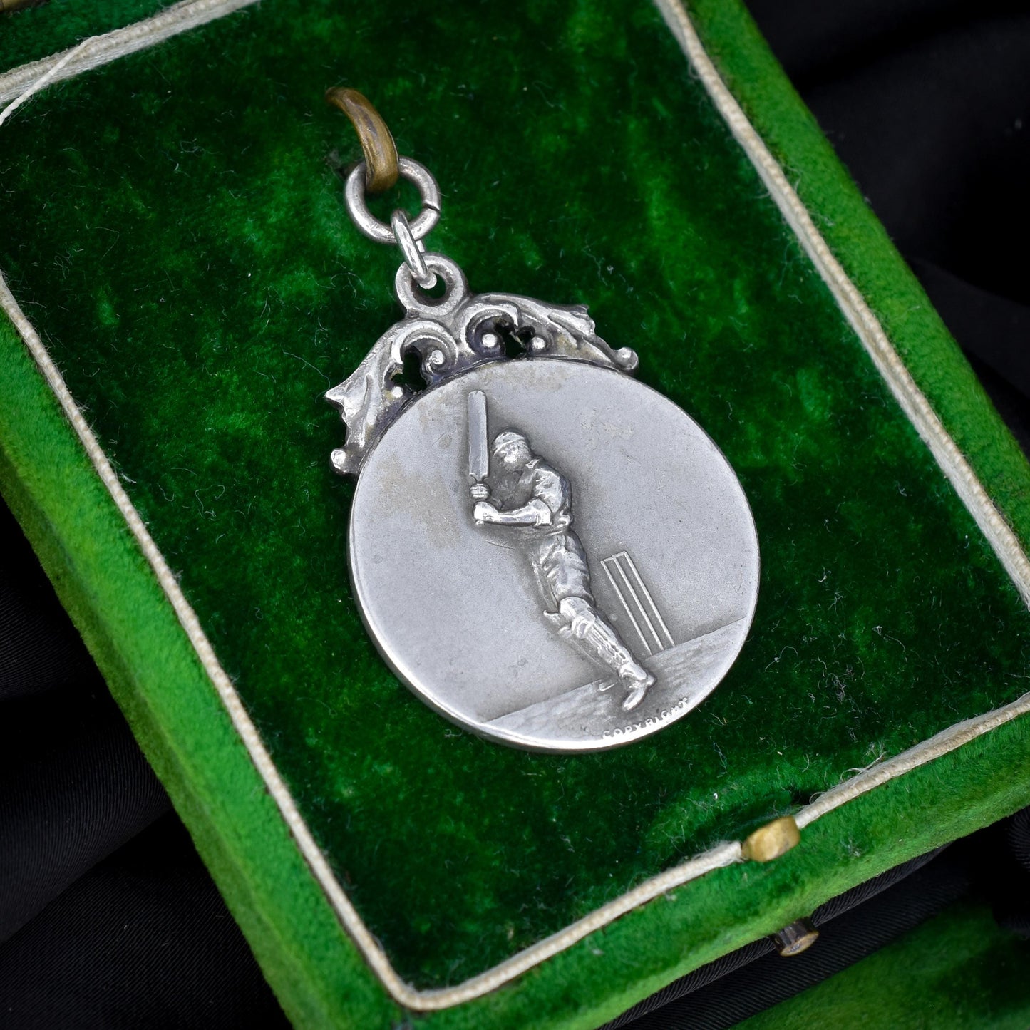 Art Deco 'Cricket' Medal Medallion Pendant | Dated 1932