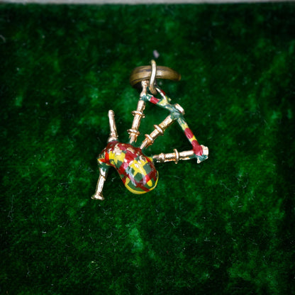 Vintage Tartan Enamel Bagpipes 9ct Gold Charm