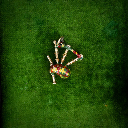 Vintage Tartan Enamel Bagpipes 9ct Gold Charm