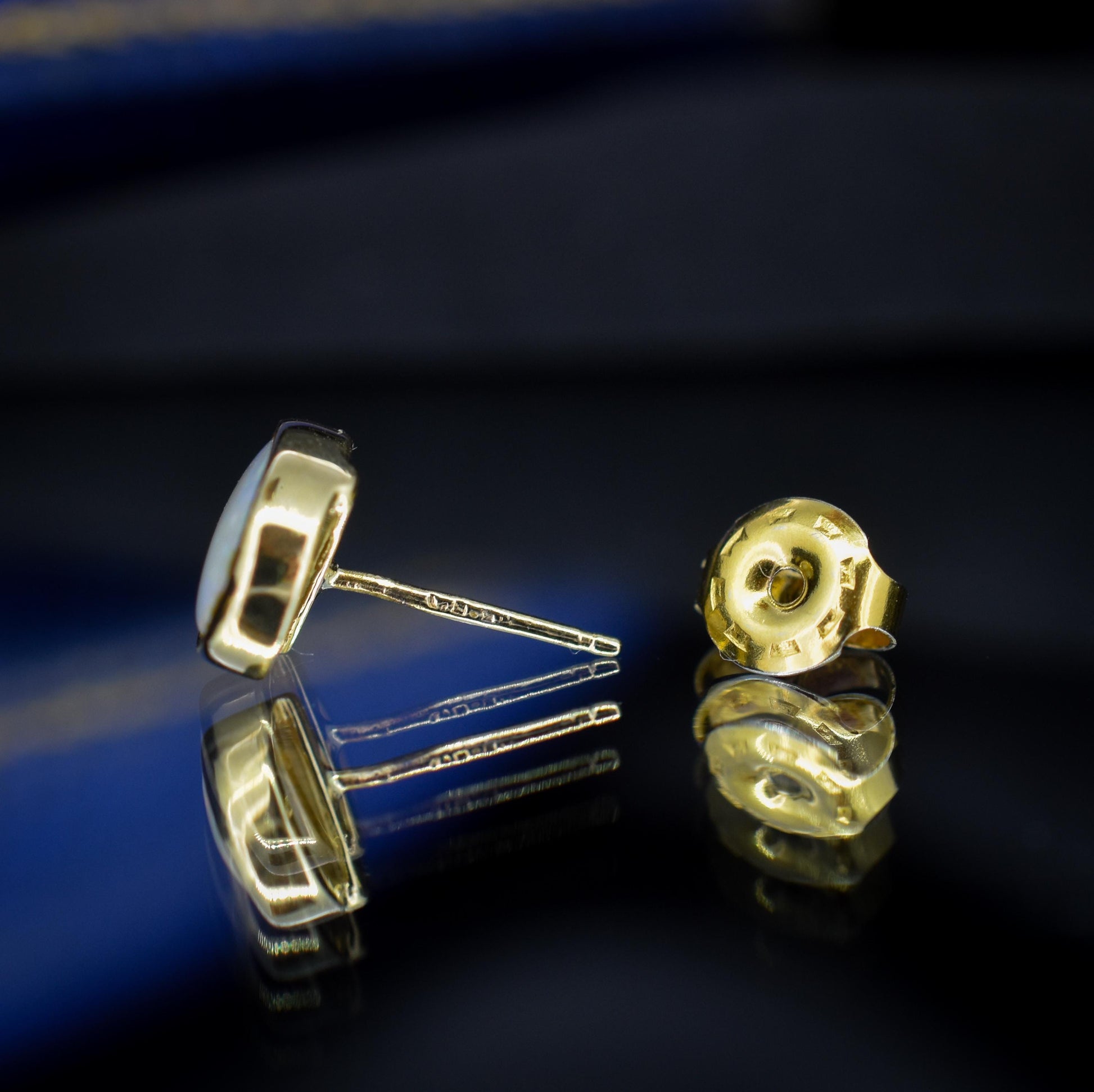 Vintage Natural Opal Oval Yellow Gold Stud Earrings