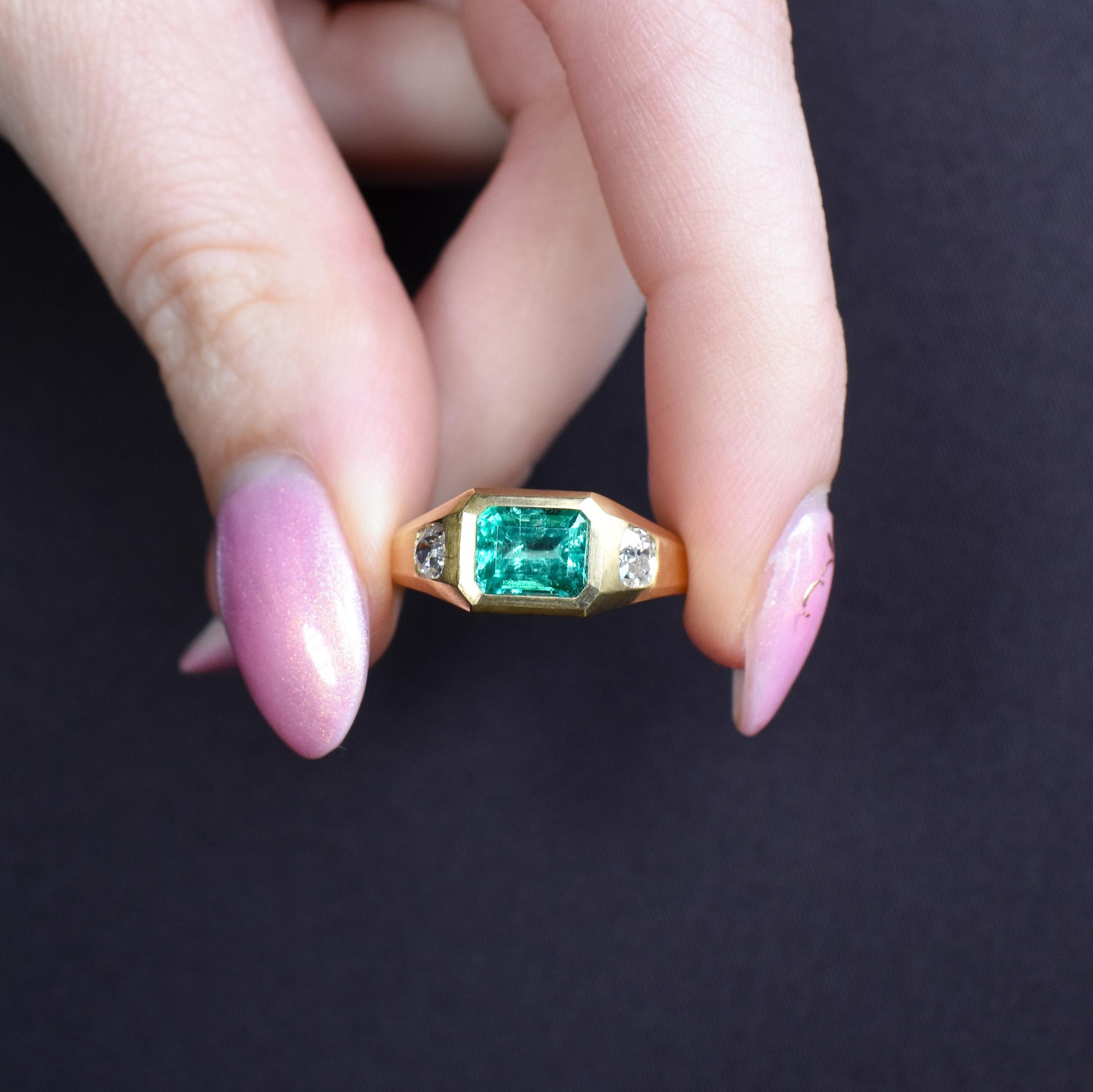 Natural Emerald and Diamond Three Stone 18ct Gold Band Ring