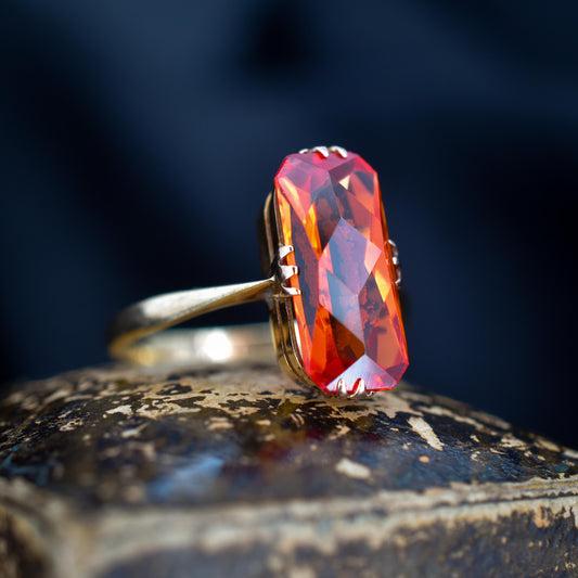 Art Deco Synthetic Orange Sapphire 9ct Yellow Gold Solitaire Ring