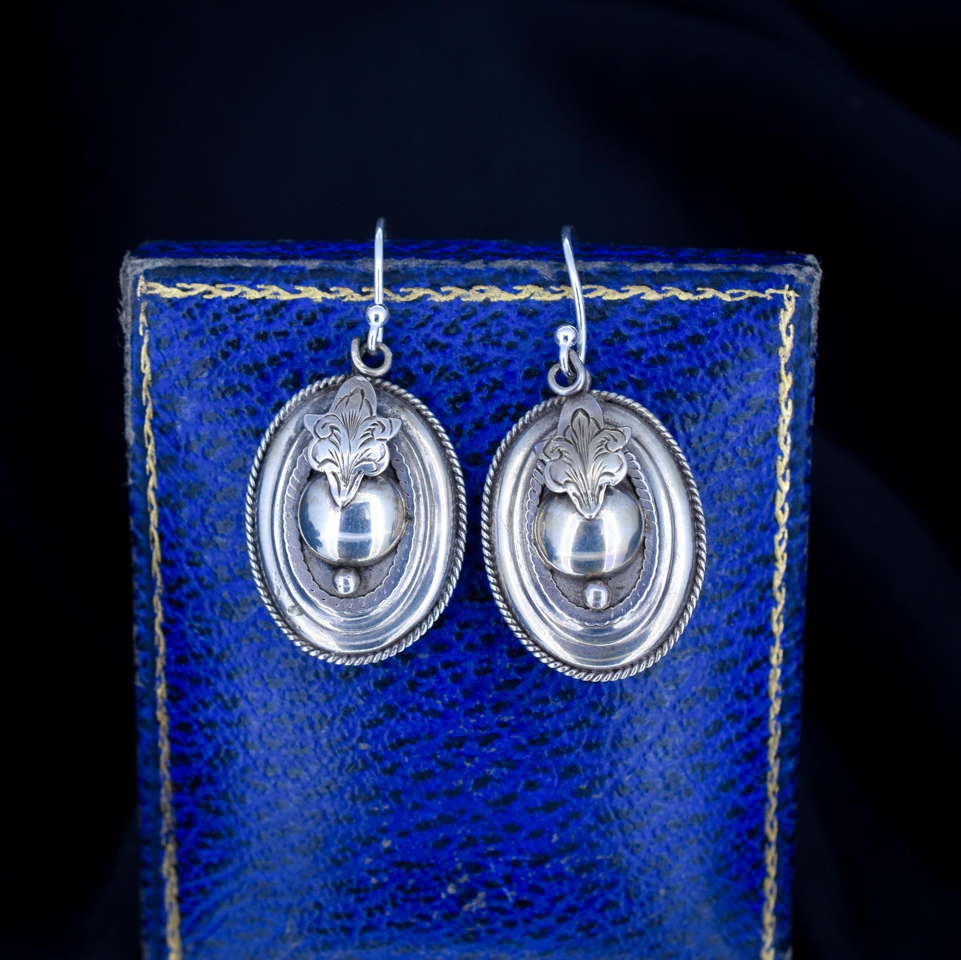 Antique Victorian Oval Silver Aesthetic Drop Dangle Earrings