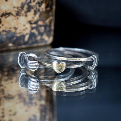 Vintage Clasped Hand Fede Gimmel Sterling Silver Ring