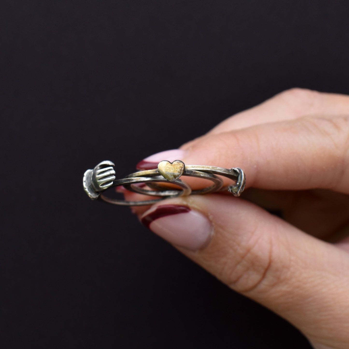 Vintage Clasped Hand Fede Gimmel Sterling Silver Ring