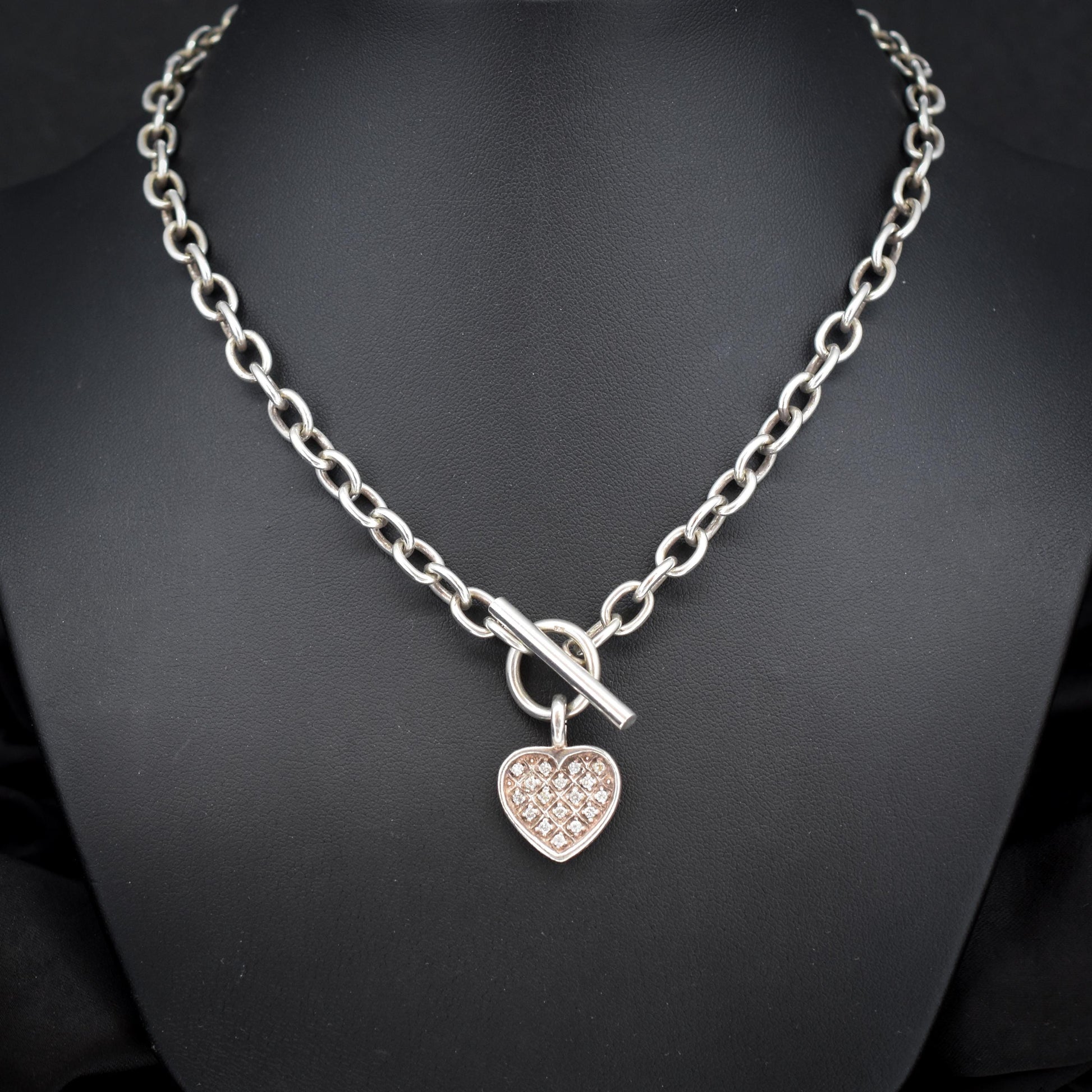 Vintage Silver Oval Cable Link Toggle Paste Heart Chain Necklace 16.5" Length