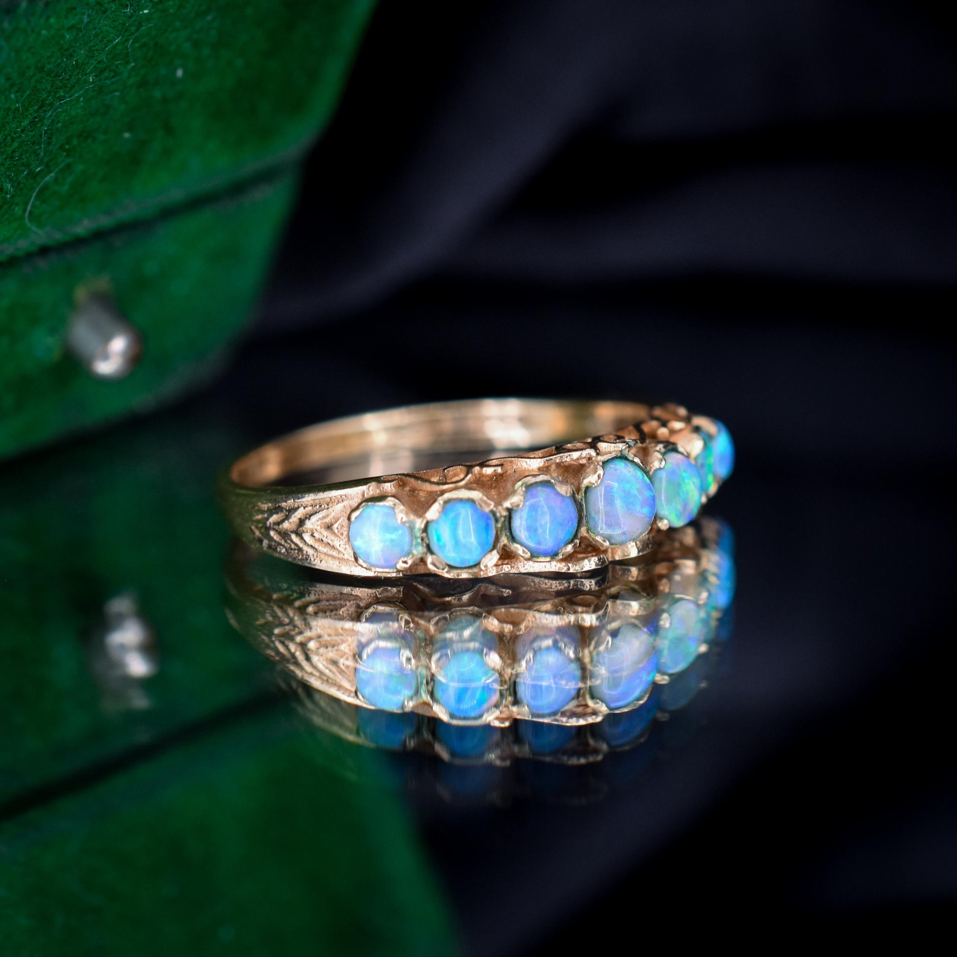 Vintage Opal Seven Stone 9ct Gold Band Ring | Dated 1979