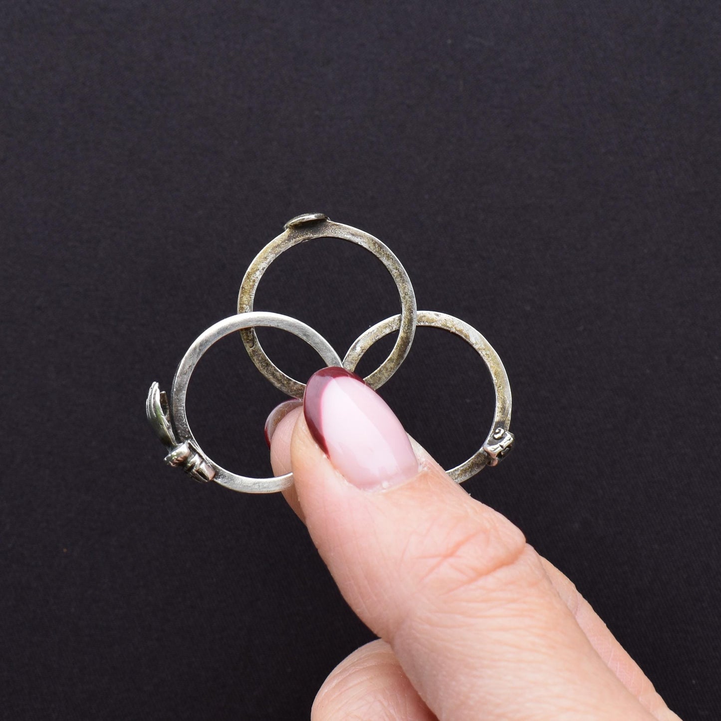 Vintage Clasped Hand Fede Gimmel Sterling Silver Ring