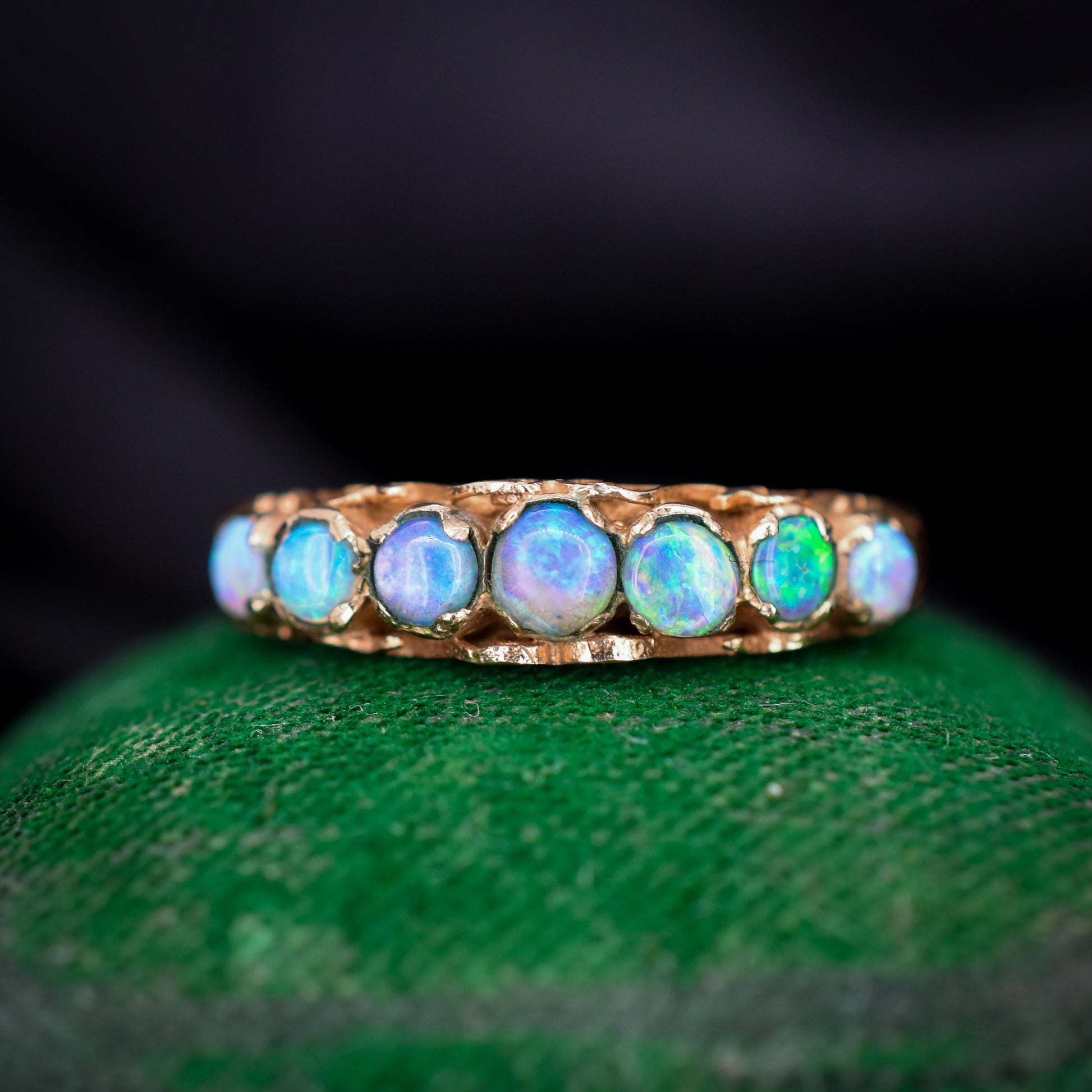 Vintage Opal Seven Stone 9ct Gold Band Ring | Dated 1979