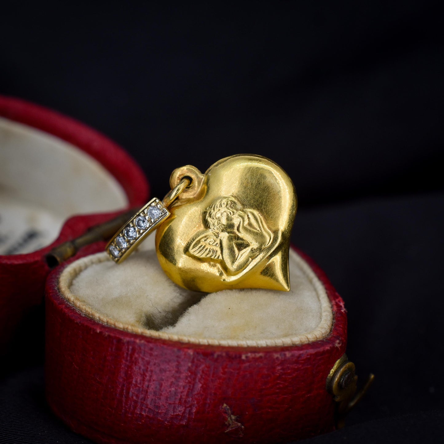 Vintage Diamond Cherub 9ct Gold Heart Pendant