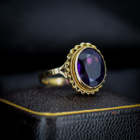 Vintage Oval Cut Large Amethyst Solitaire Gold Cocktail Ring