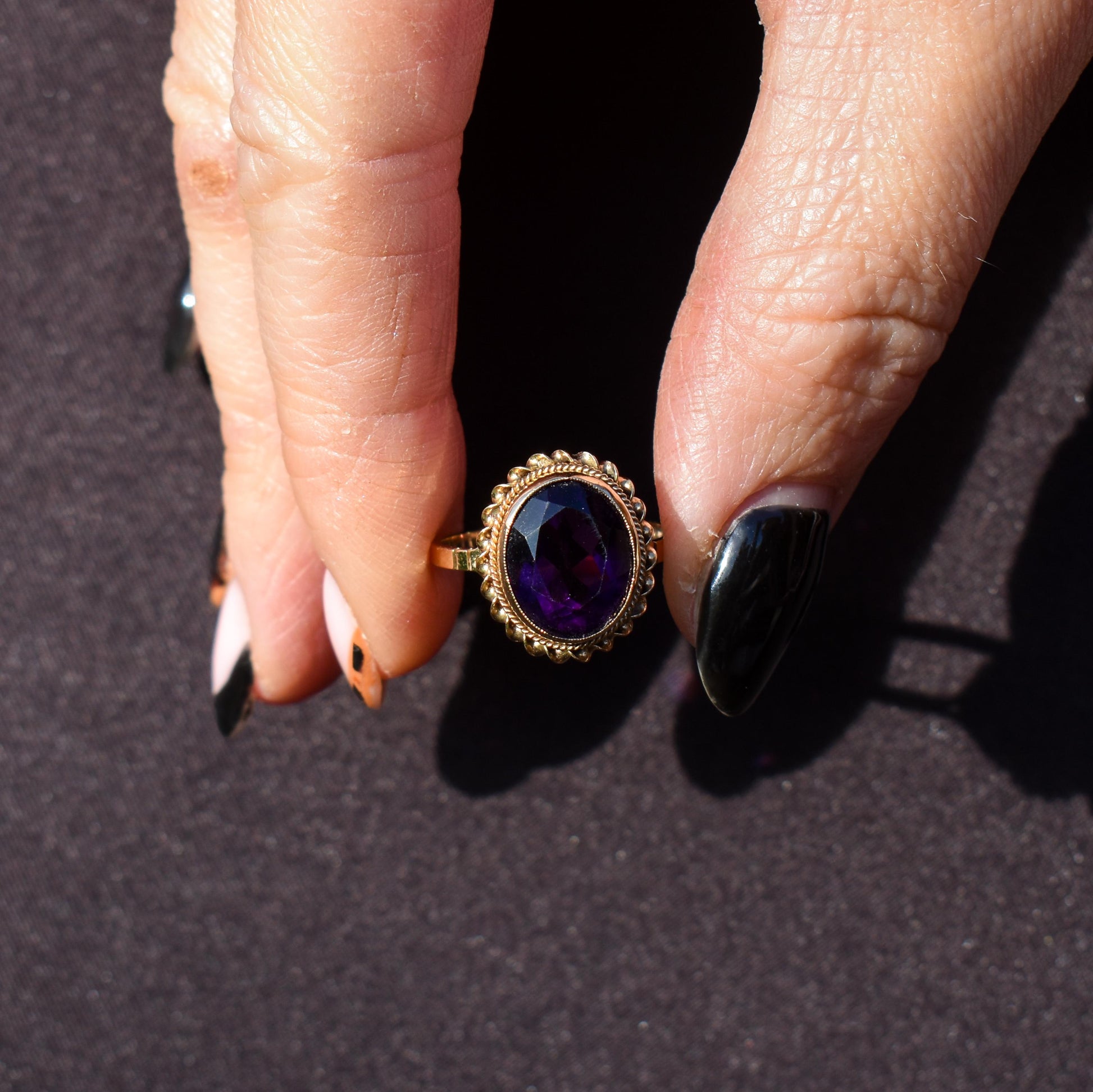 Vintage Oval Cut Large Amethyst Solitaire Gold Cocktail Ring