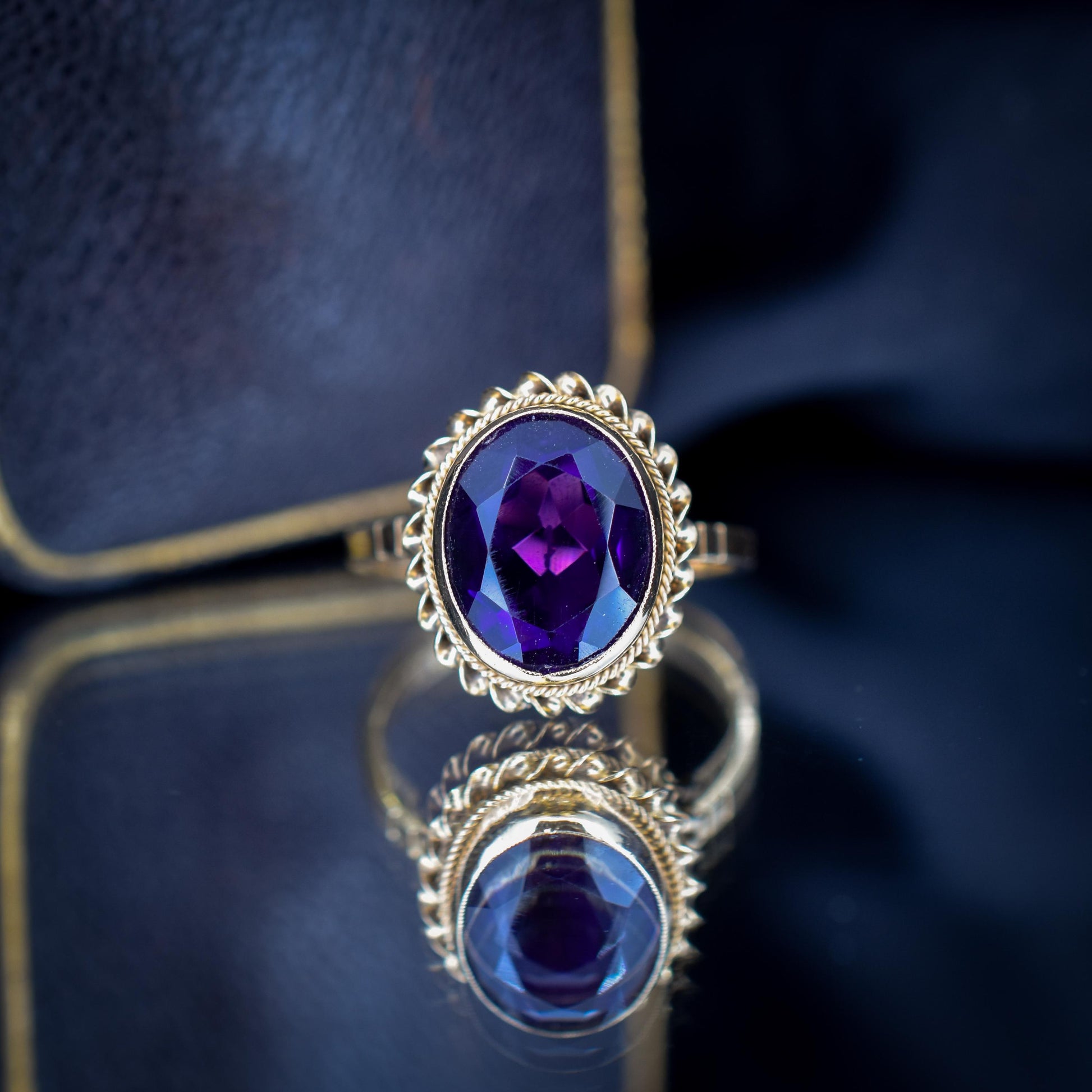 Vintage Oval Cut Large Amethyst Solitaire Gold Cocktail Ring