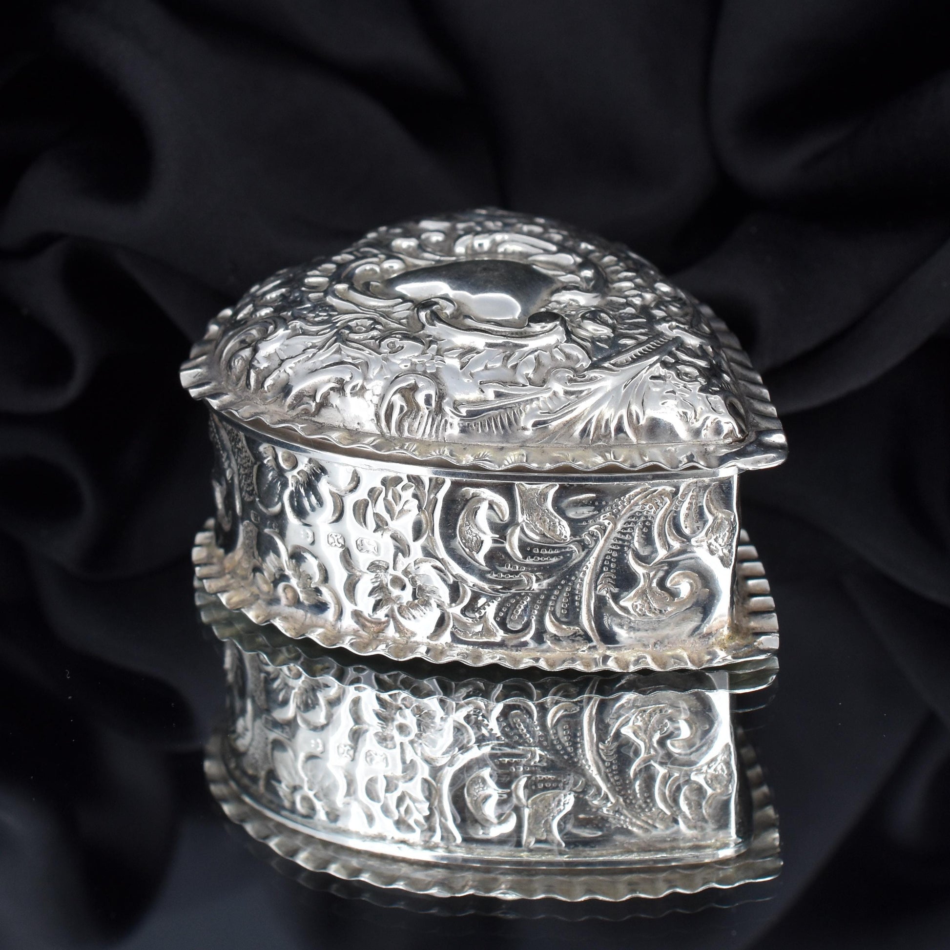 Antique Birmingham 1897 Sterling Silver Heart Trinket Jewellery Box