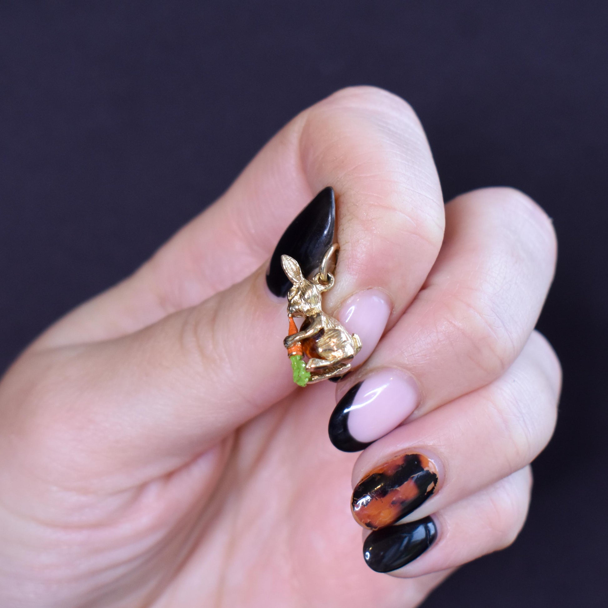 Vintage Rabbit Bunny Enamel Carrot 9ct Yellow Gold Charm