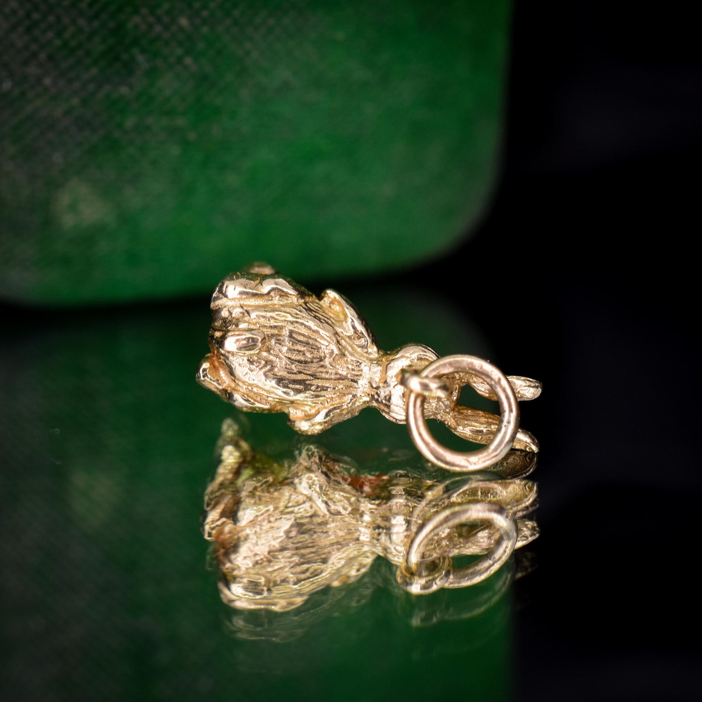 Vintage Rabbit Bunny Enamel Carrot 9ct Yellow Gold Charm