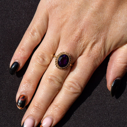 Vintage Oval Cut Large Amethyst Solitaire Gold Cocktail Ring
