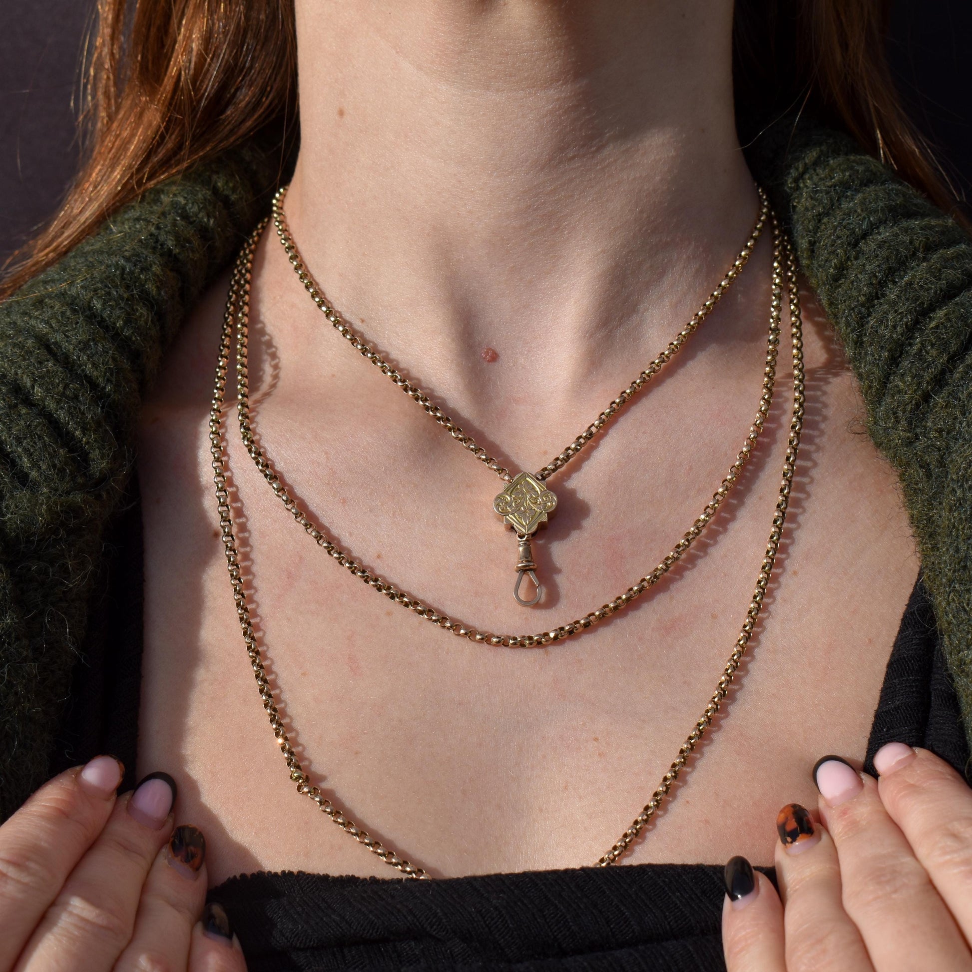 Antique Victorian 9ct Gold Guard Chain Necklace with Engraved Slider and Dog Clip | 60"