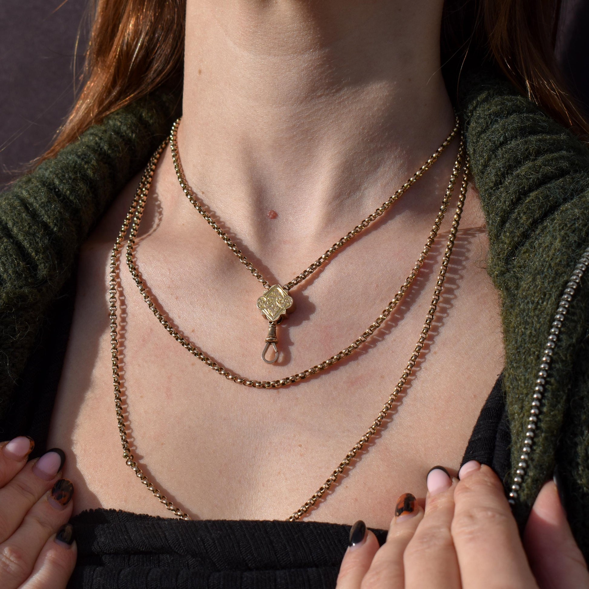 Antique Victorian 9ct Gold Guard Chain Necklace with Engraved Slider and Dog Clip | 60"