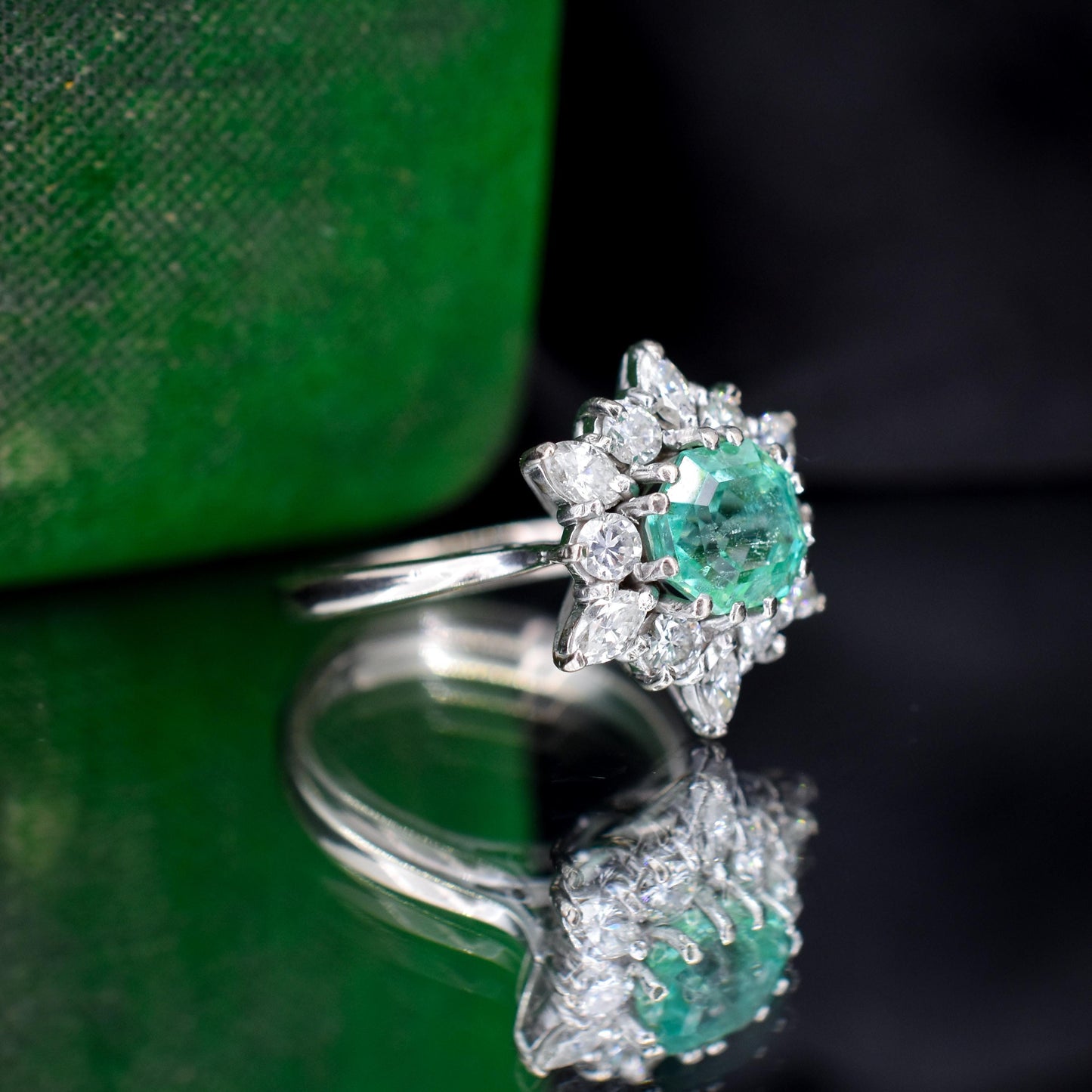 Vintage 1.30ct Natural Emerald and Diamond Snowflake Cluster Gold Ring