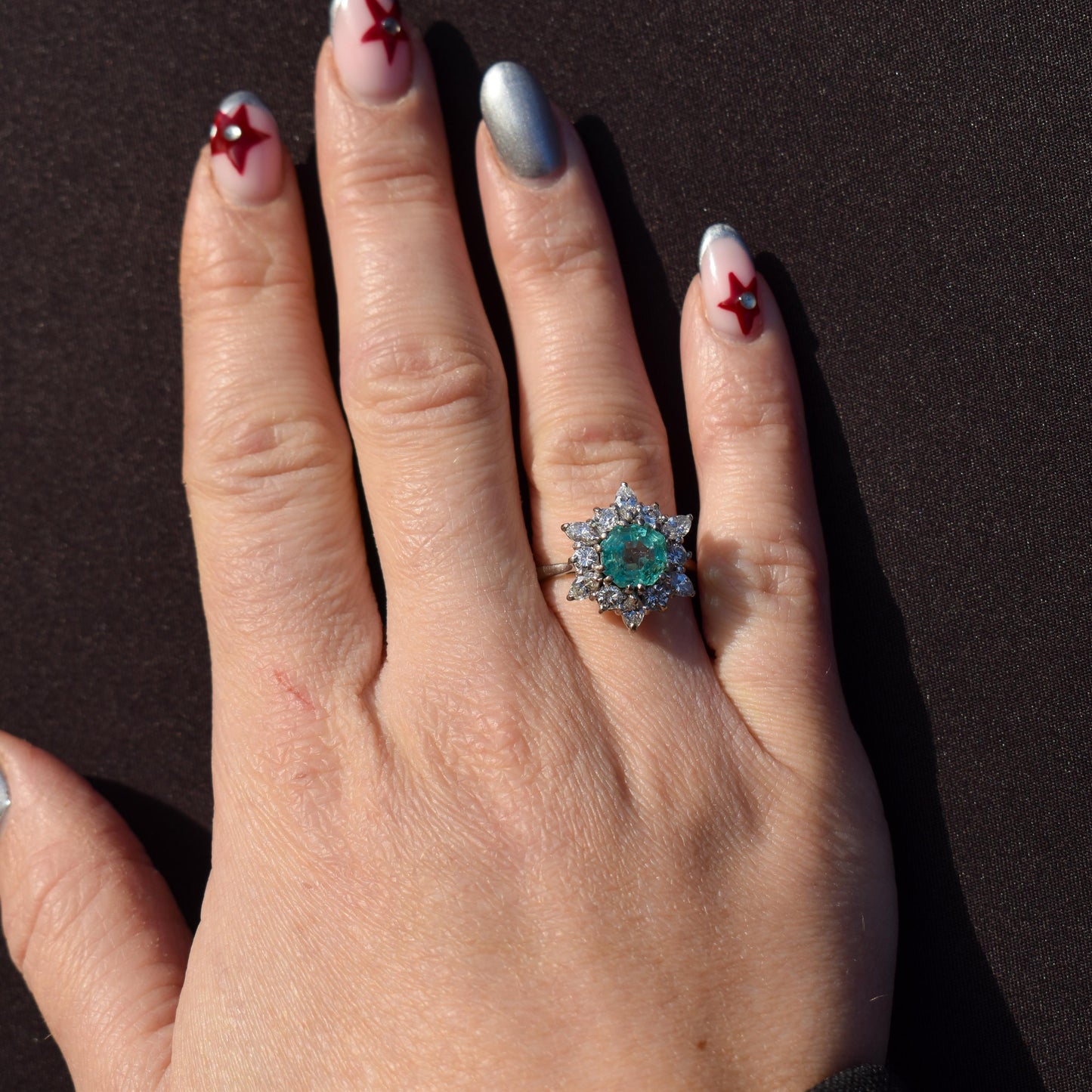 Vintage 1.30ct Natural Emerald and Diamond Snowflake Cluster Gold Ring