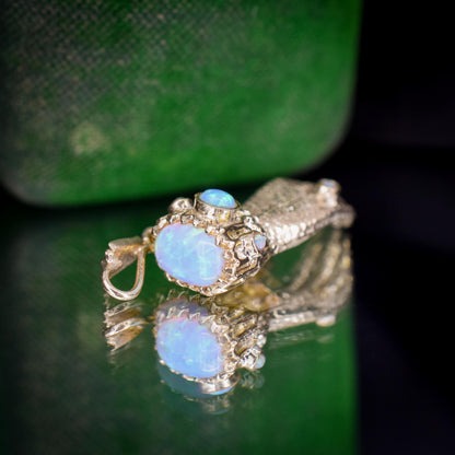 Opal 9ct Yellow Gold Hand Figa Charm Pendant