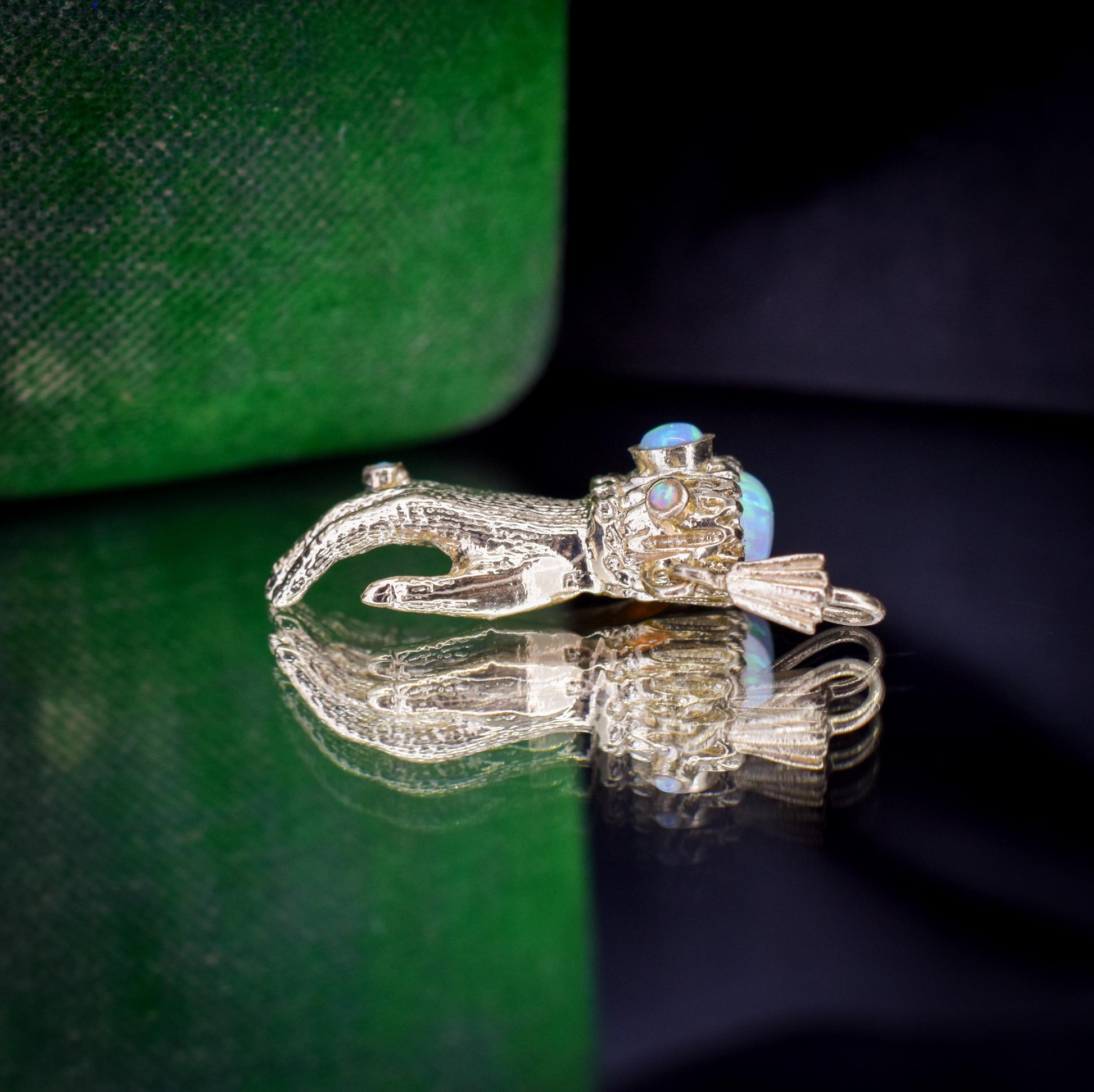 Opal 9ct Yellow Gold Hand Figa Charm Pendant