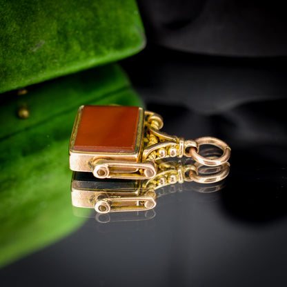 Antique Bloodstone and Carnelian 9ct Gold Spinning Swivel Fob Pendant | Dated 1917