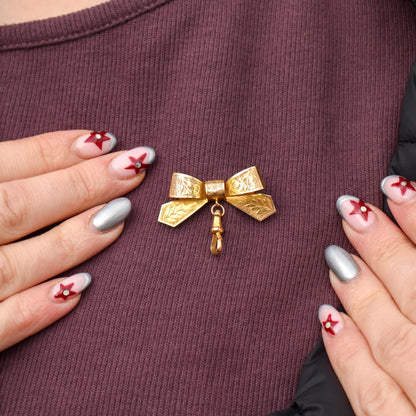 Antique Chester '1923' 9ct Gold Engraved Bow Brooch with Dog Clip Drop