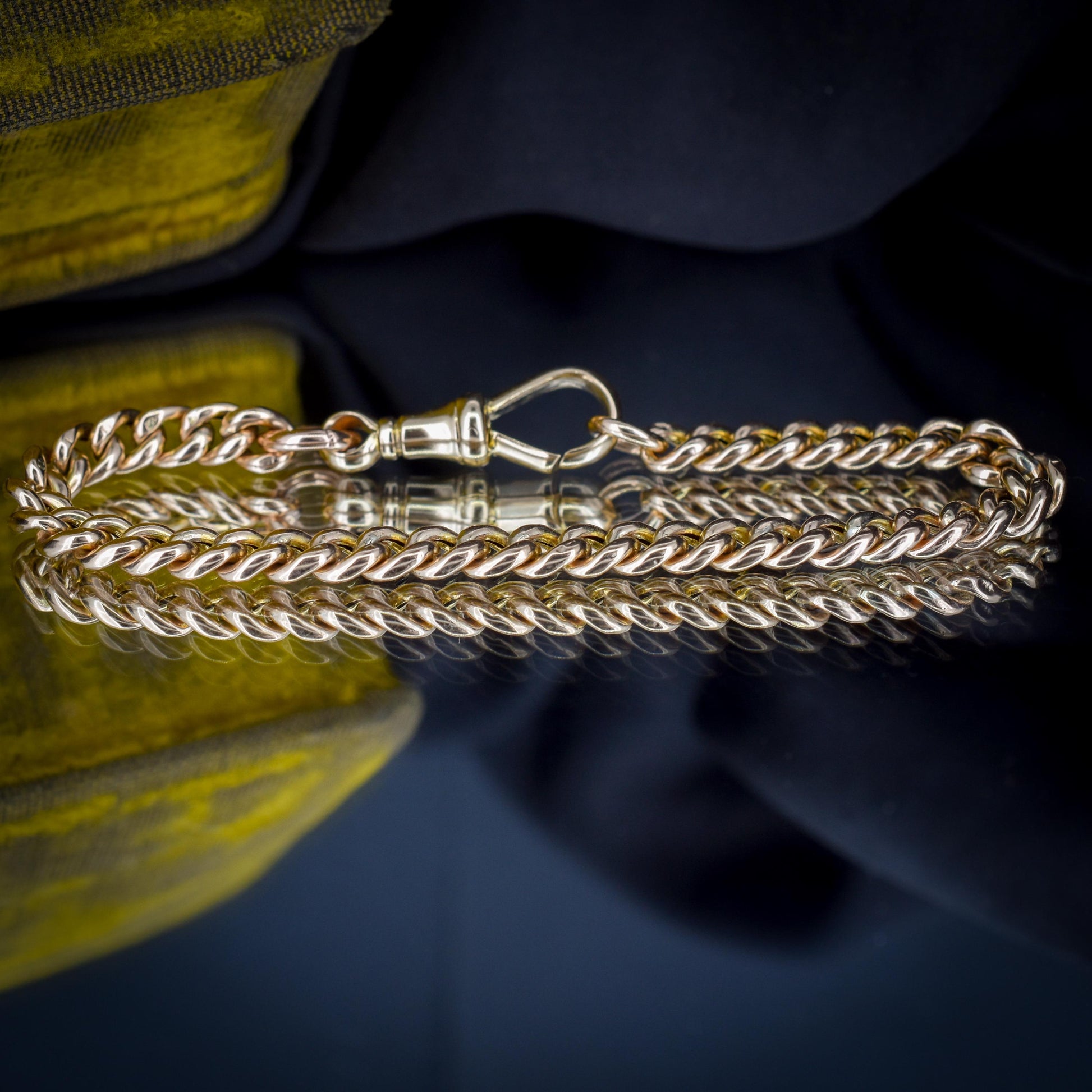 Antique 9ct Gold Curb Link Dog Clip Bracelet | 7"